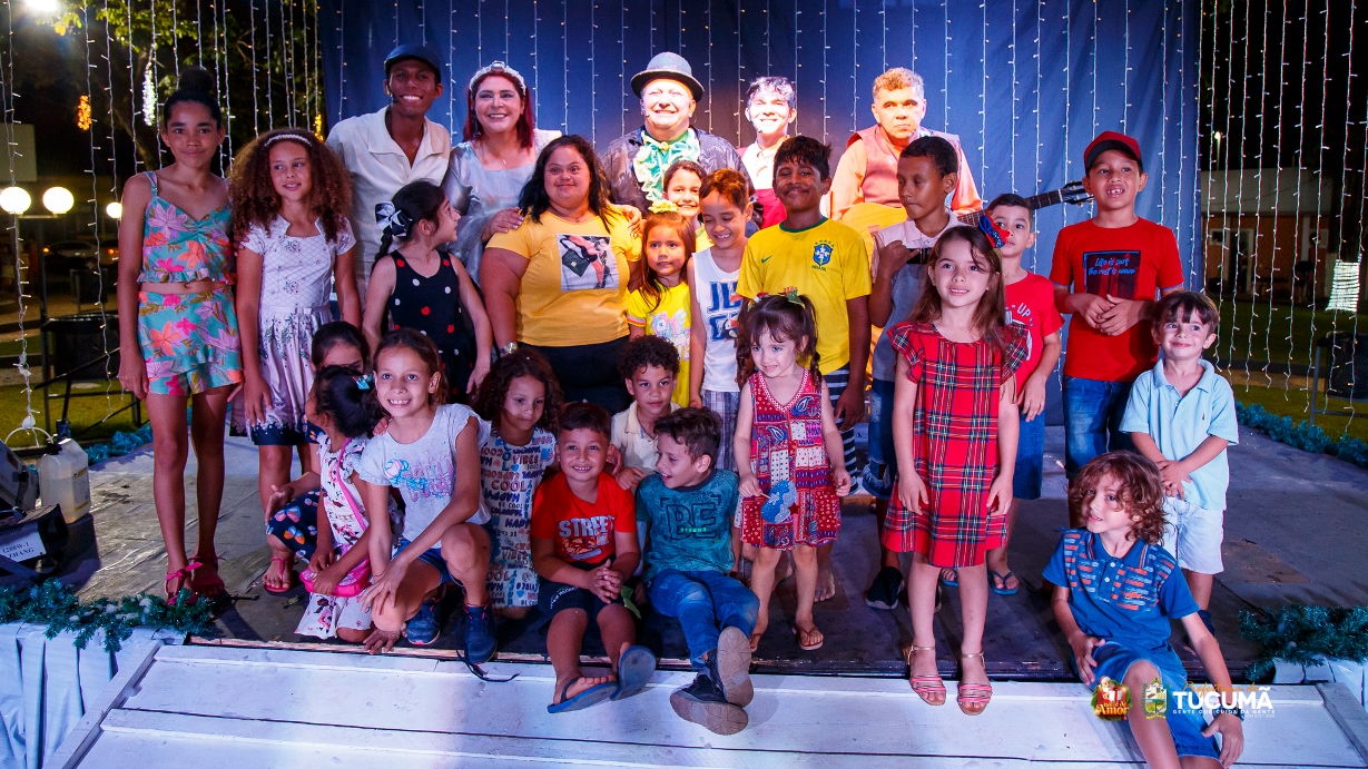 NATAL DE AMOR - CONTOS DE NATAL GRUPO ARTPALCO. - Prefeitura Municipal de  Tucumã